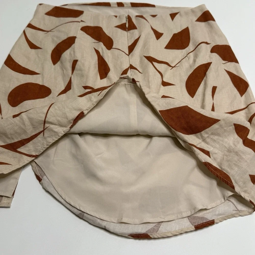ASTR the Label Nirina 100% Linen Mini Skirt Rust Abstract Size‎ Medium FLAW HOLE